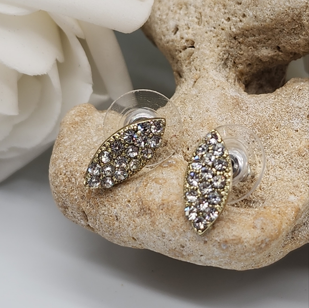 🔥10 for $30🔥 bundle Silver Minimalist Stads Earrings Crystmas Stones
